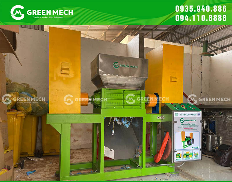 Máy nghiền 2 trục GREEN MECH có kết cấu chắc chắn. thiết kế đẹp hiện đại